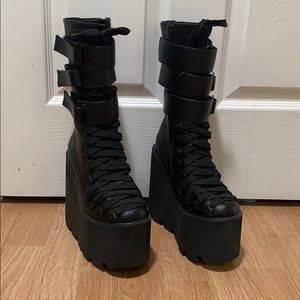 Platform Strapped Traitor Boots goth (Dolls Kill)
